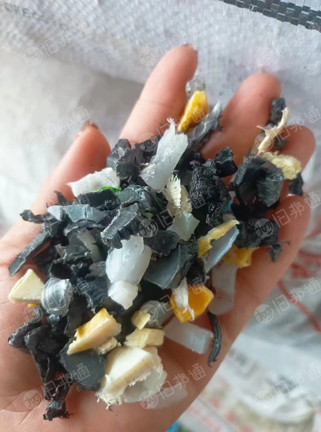 聚乙水带粉碎料,现货一挂车,出售