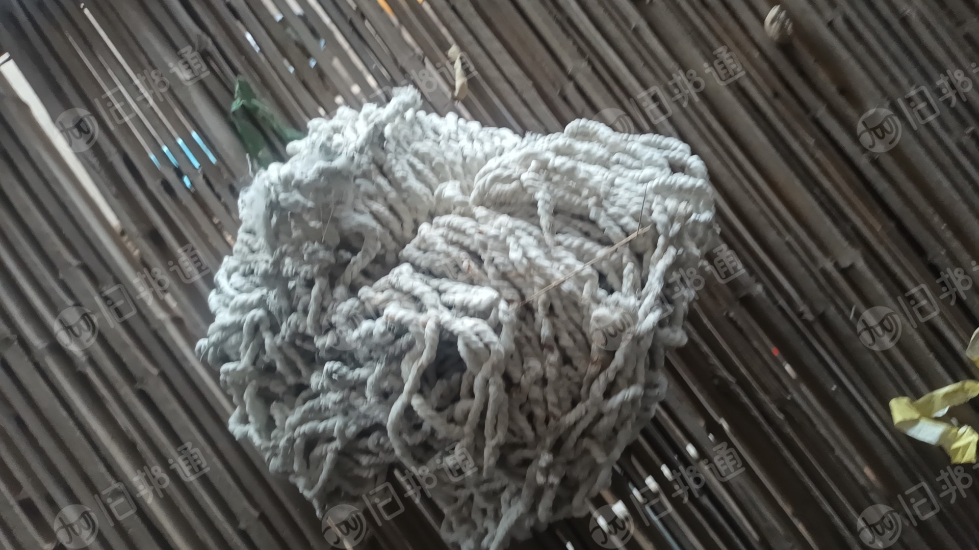 出售安全网,有白色和绿色,货在重庆中钢建材市场