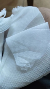 求购纯pp无纺布边角料，只要纯白色，月需100多吨