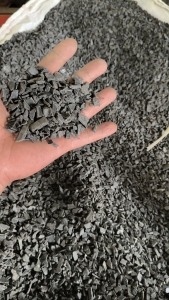 出售水果筐破碎料，刚出了30吨，现货还有几吨 