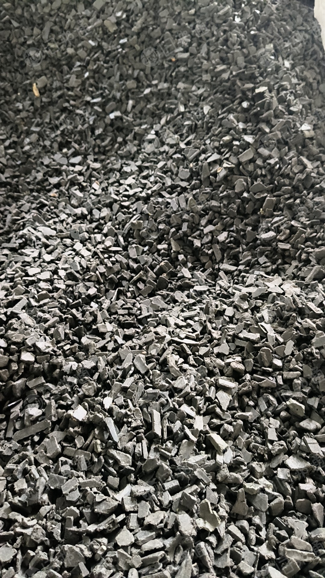 出售水果筐破碎料,刚出了30吨,现货还有几吨