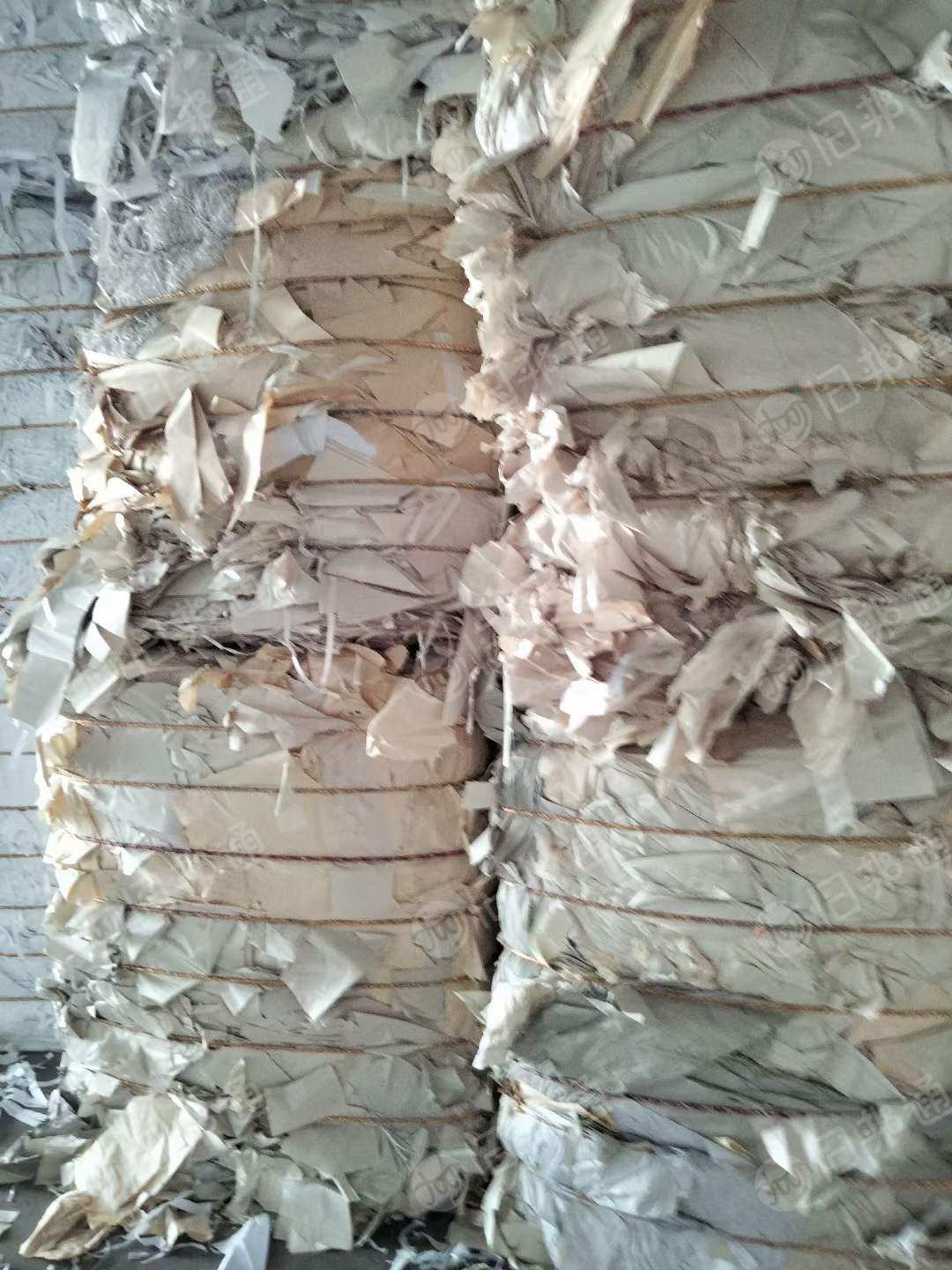 出售新闻纸压包料,现货15吨左右