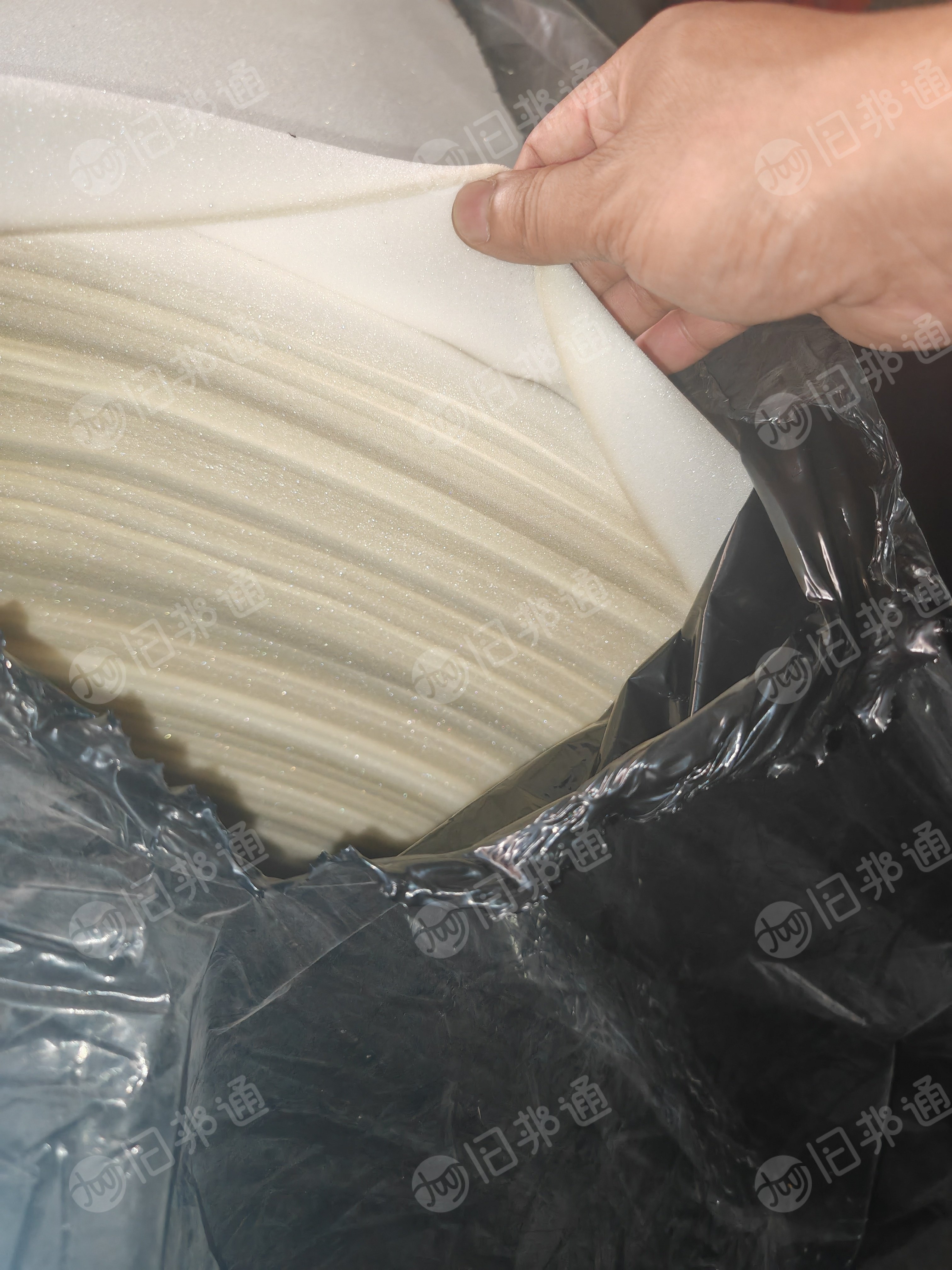 出售汽车内饰,pvc,皮革,库存布料,pu,涤纶
