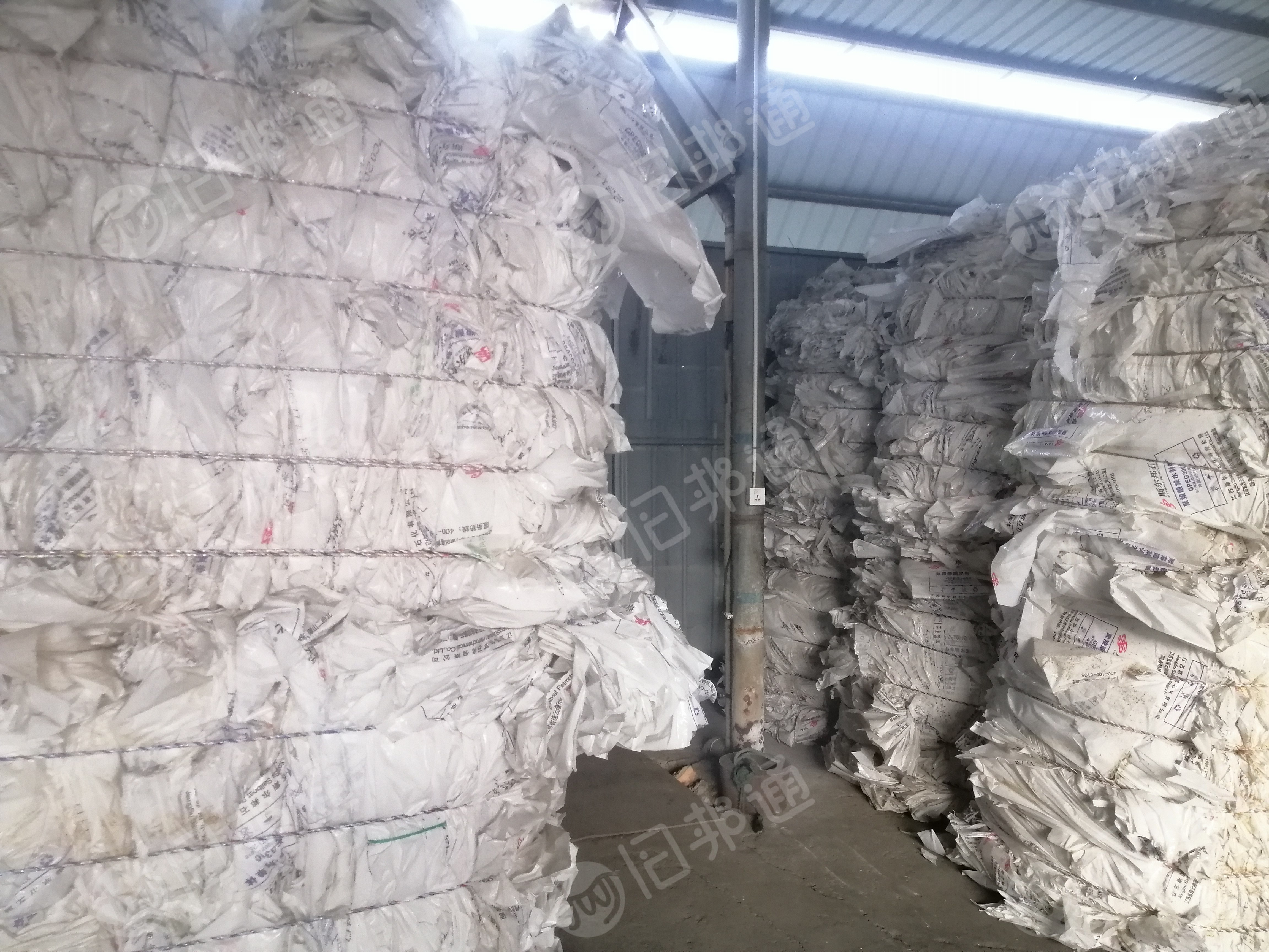 长期出售水洗PE乳白袋废料,现货10吨左右