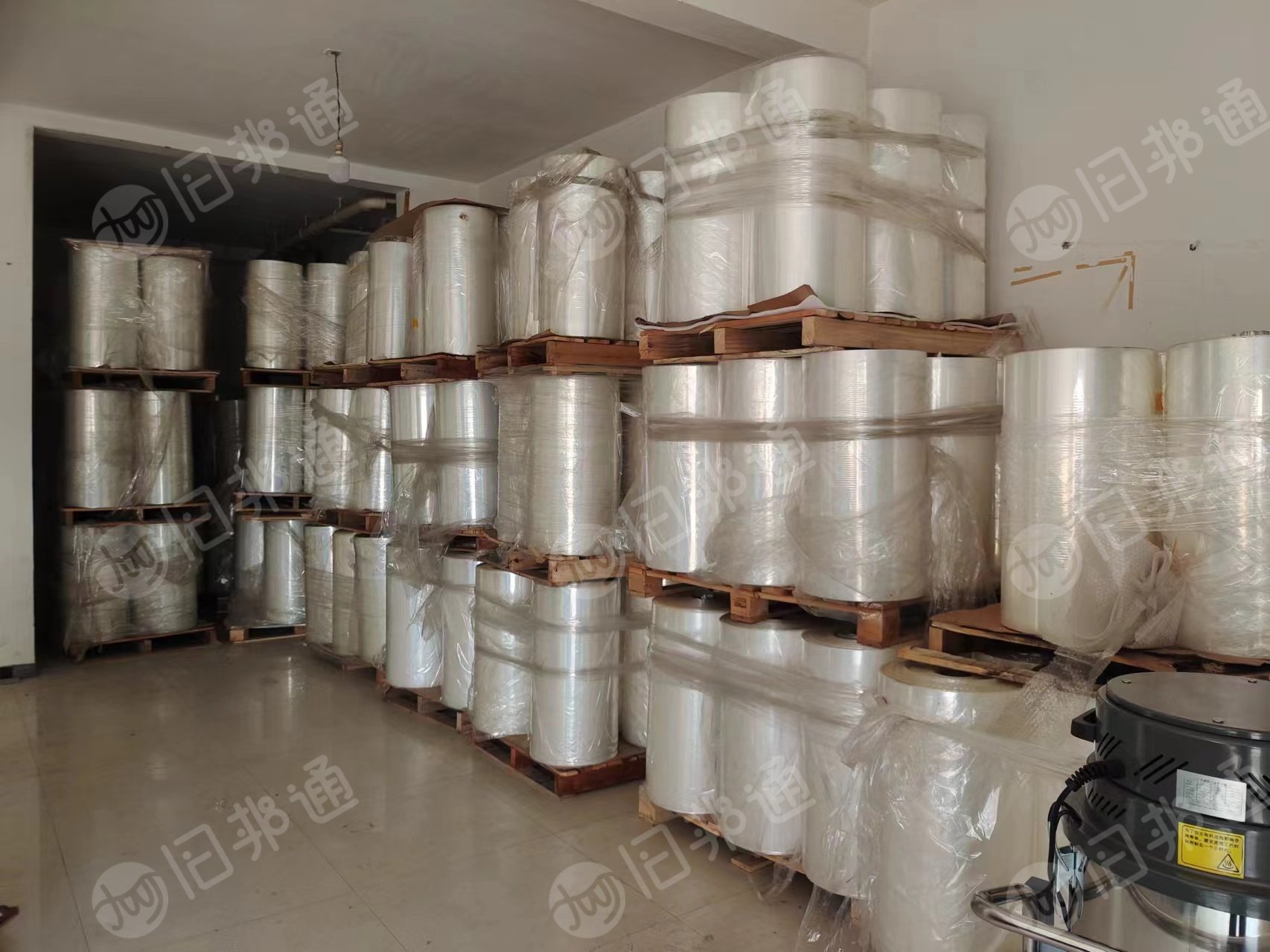 出售OPP卷筒膜,厚度2.3丝,宽度80公分,现货30多吨