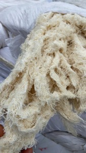 长期出售喷气厂下来的纯棉花布边，现货八十吨