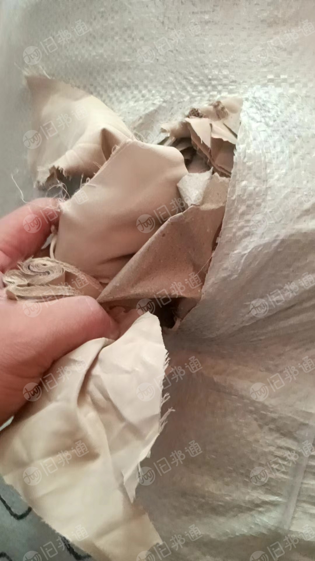 长期大量出售涤纶废布,三色涤纶废布,三色氨纶废布,现货200多吨