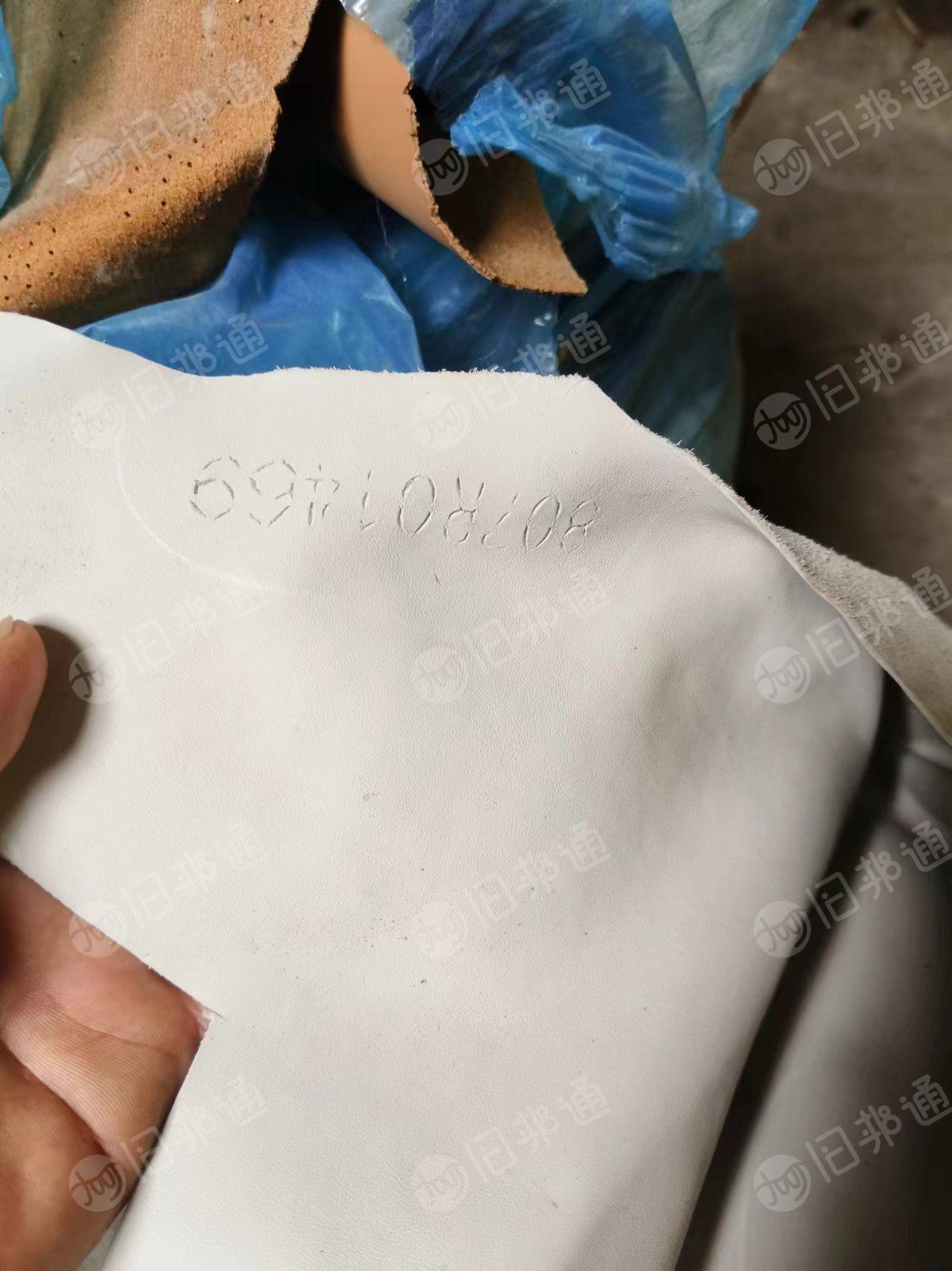 长期出售汽车内饰皮料,现货六吨