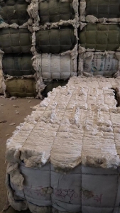 长期出售旧丝绵，开松好的旧棉被，可以纺纱用，货在重庆