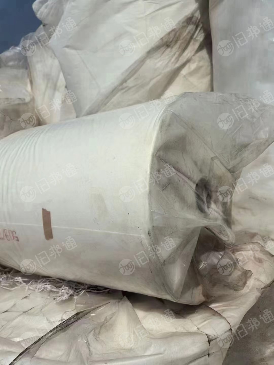 现货出售无纺布卷筒料,有20吨,可以现场看货