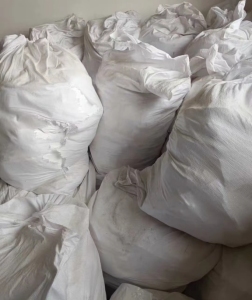 白色pe电池膜，现货8吨，一面光面一面磨砂面，现货出售