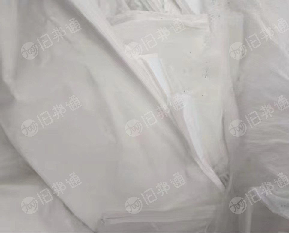 白色pe电池膜,现货8吨,一面光面一面磨砂面,现货出售
