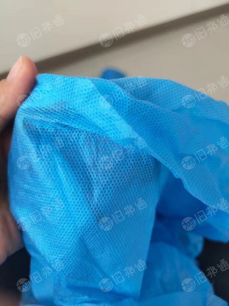 出售蓝色无纺布边料,pp复pe无纺布边料,现货5吨左右