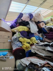 出售纱网库存，现在还有两吨左右，货在山东临沂