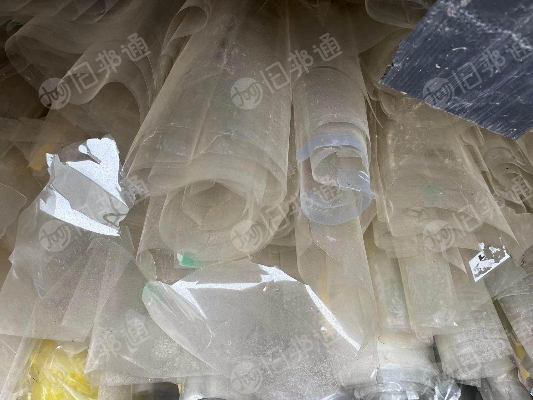 处理一批PET吸塑盒毛料,现货3吨左右。