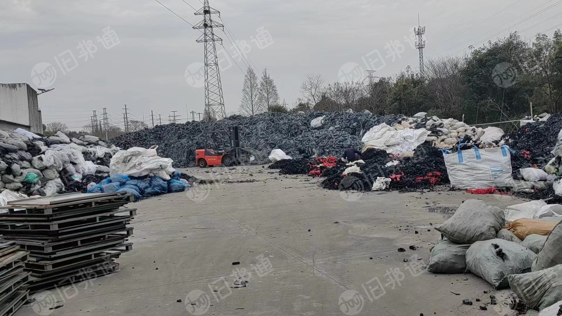 出售全新洗衣机胶圈,现货1400吨