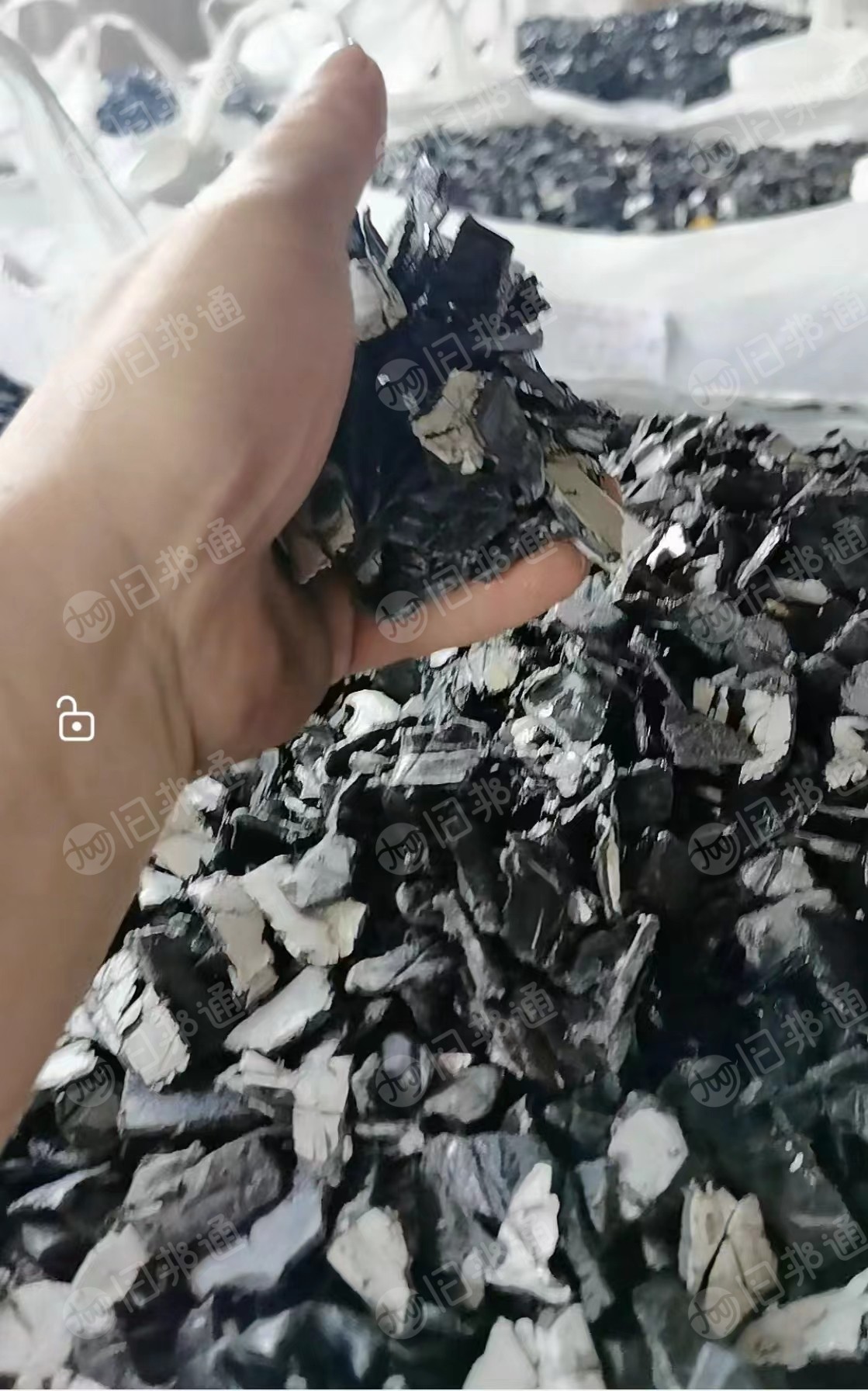 出售4S店下来的PP保险杠破碎料,除铁,过水,甩干,现货40多吨