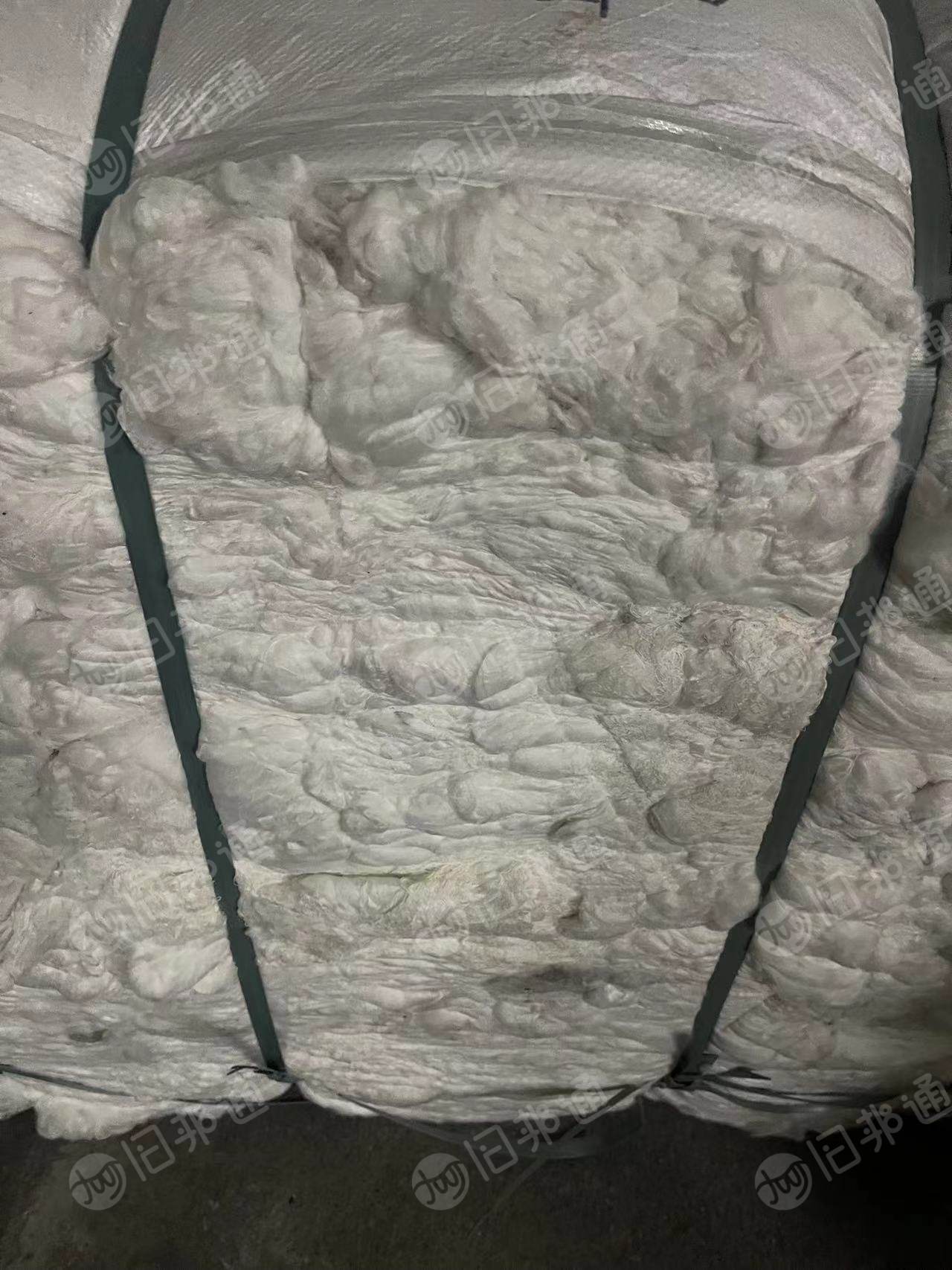 长期大量出售毛纺厂下来的下脚料,粘胶废丝和黏胶吸风花等,每月有几十吨,货在江苏苏州