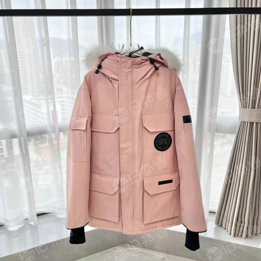 出售服装库存羽绒服,货在福建莆田