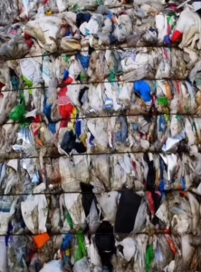 出售水洗杂膜废料