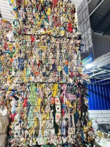 PE花乙压块长期出售，月供几十吨 