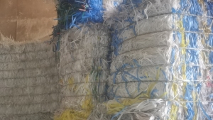 长期出售PP打包带毛料，月供2挂，漂沉分开