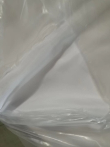 出售白布2.2门幅72克低价处理，现货10000米，货在江苏南通。