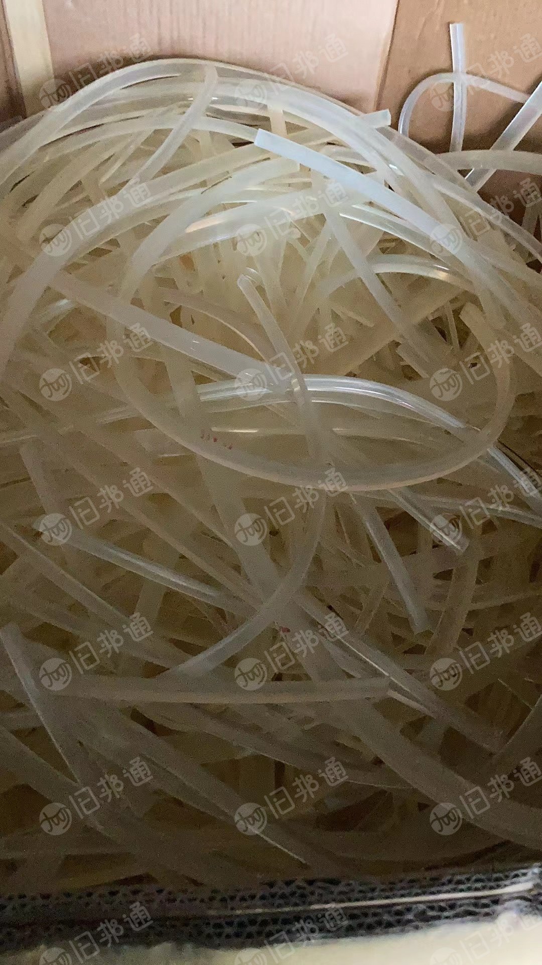 出售亨斯迈的TPU边角料,本色,硬度90,月供50-60吨