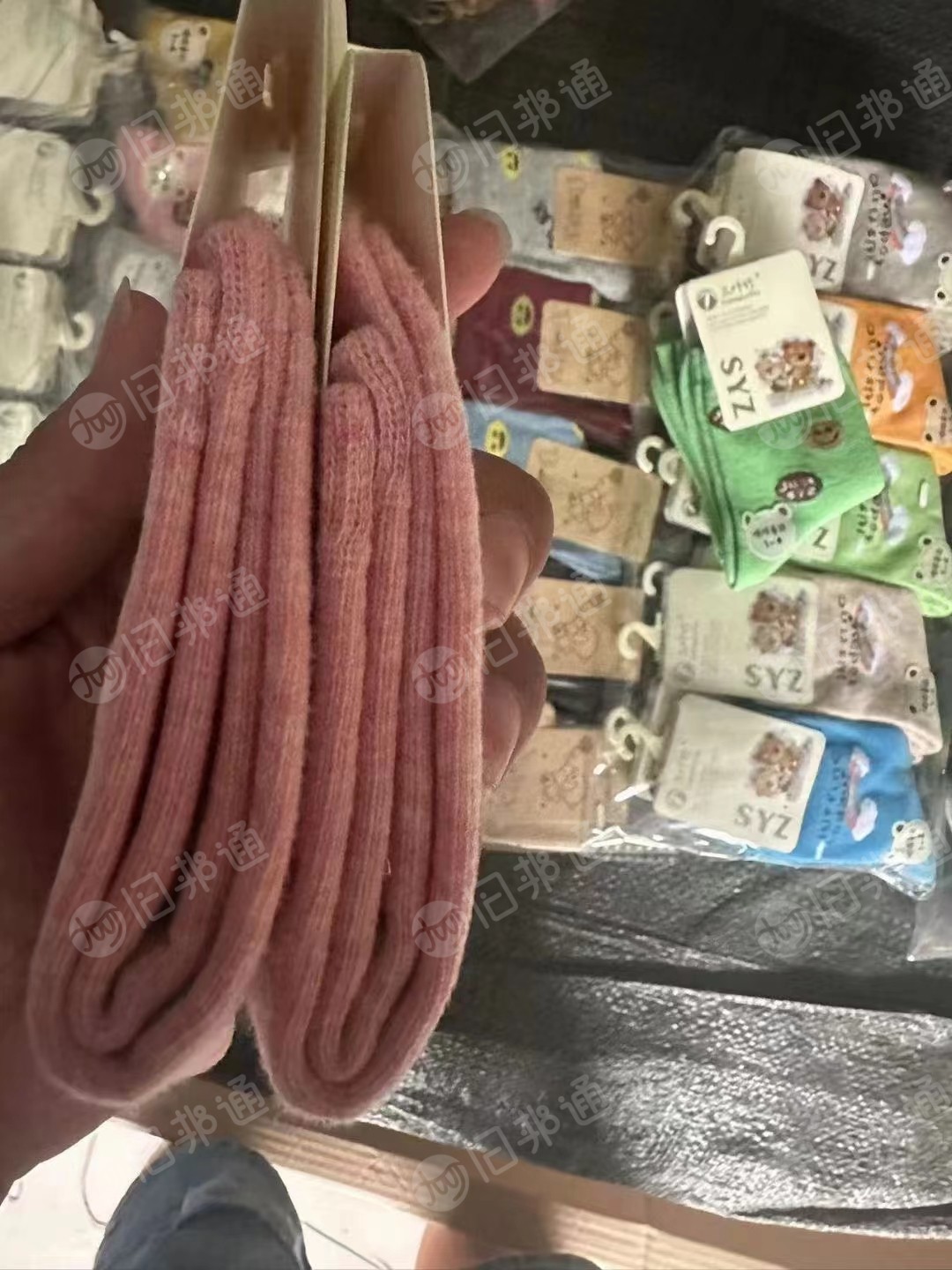 出售纯棉加厚童袜,袜子,库存袜,江苏徐州