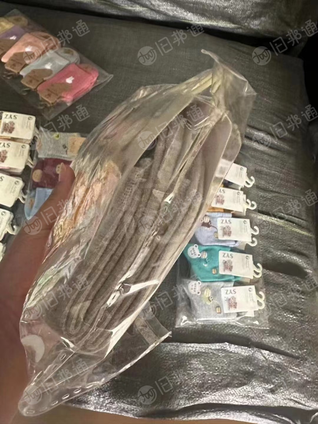 出售纯棉加厚童袜,袜子,库存袜,江苏徐州