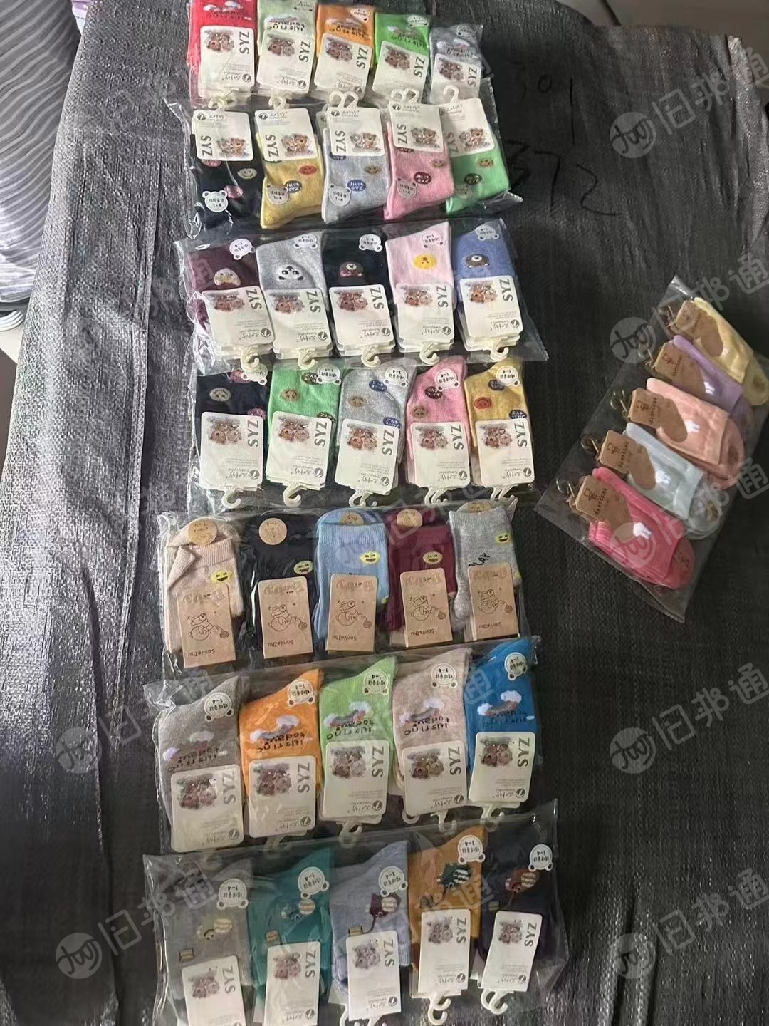 出售纯棉加厚童袜,袜子,库存袜,江苏徐州