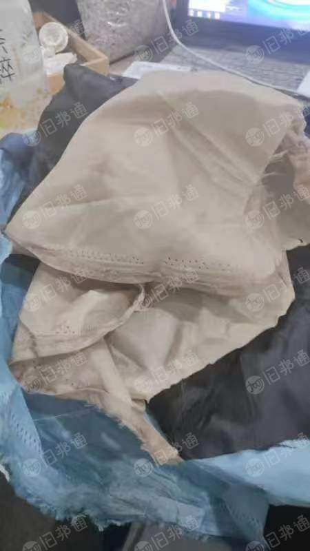 长期大量出售箱包里布,箱包布,带轻浆,现货1000多吨