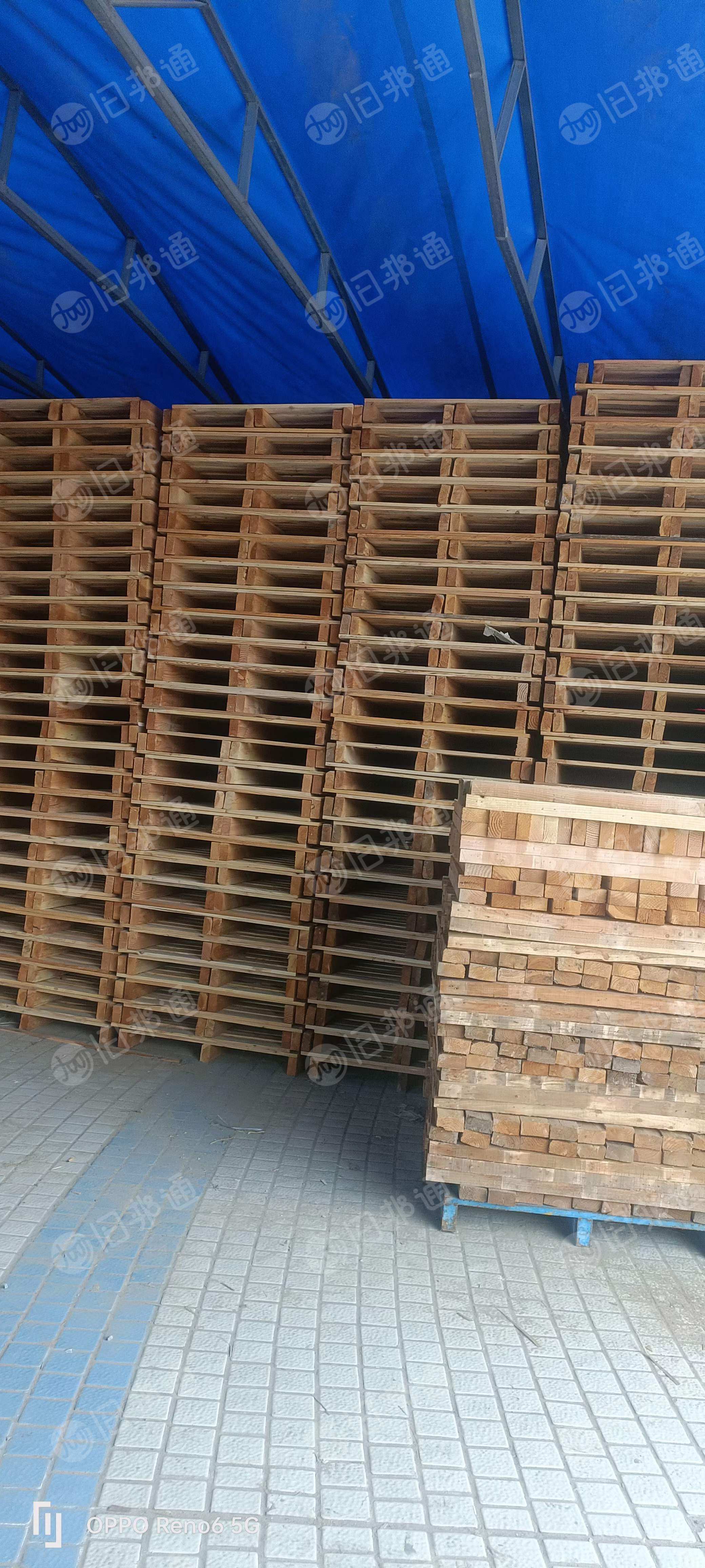 出售实木托盘,可上高位货架,可转托盘的托盘大量现货,120*80的实木托盘