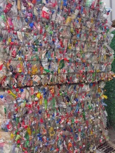 出售PET瓶砖，聚酯瓶砖