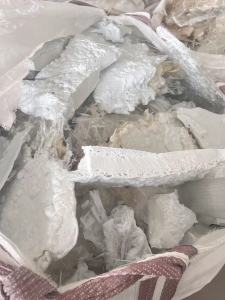 出售PET机头料，块料，是吸塑厂下来的，现货8吨左右