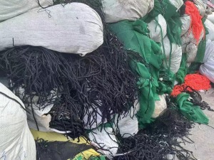 出售pp和pet绳子边角料，现货十吨