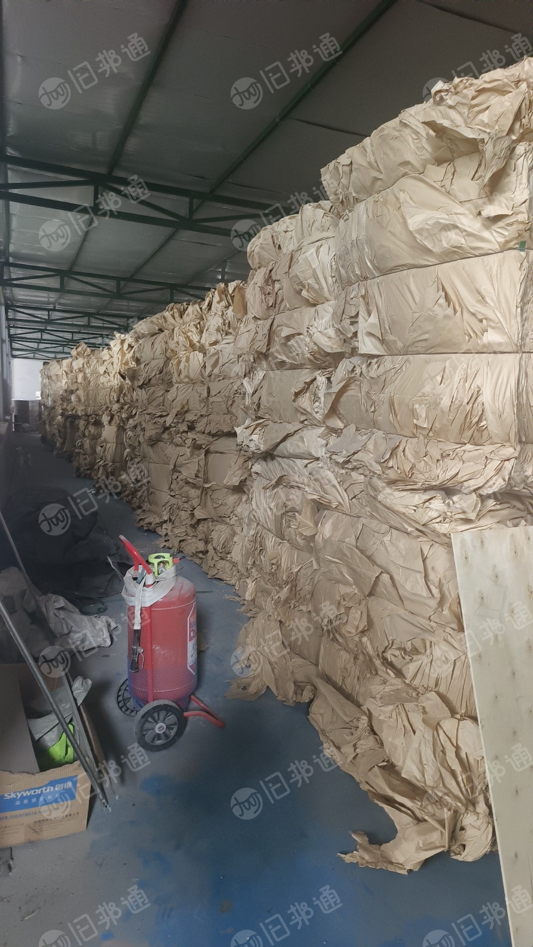 长期出售本色光伏纸废料,大量现货