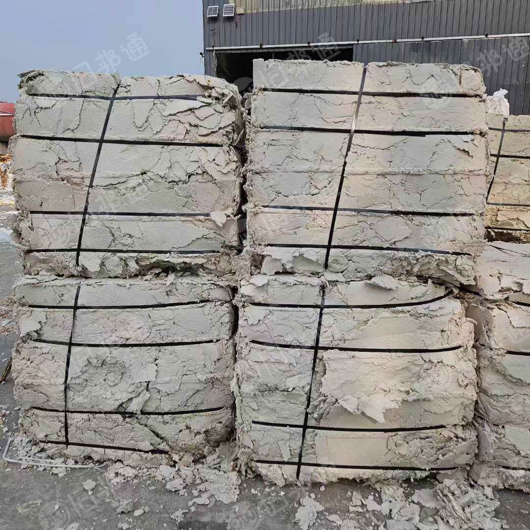 出售口杯纸浆,现货两车