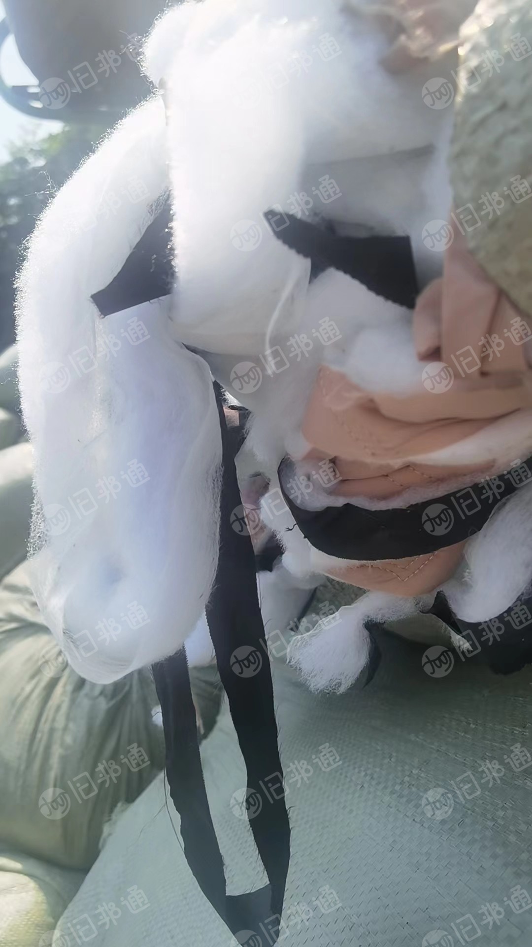 出售绗棉,服装厂下脚料,浅色,一层棉一层布