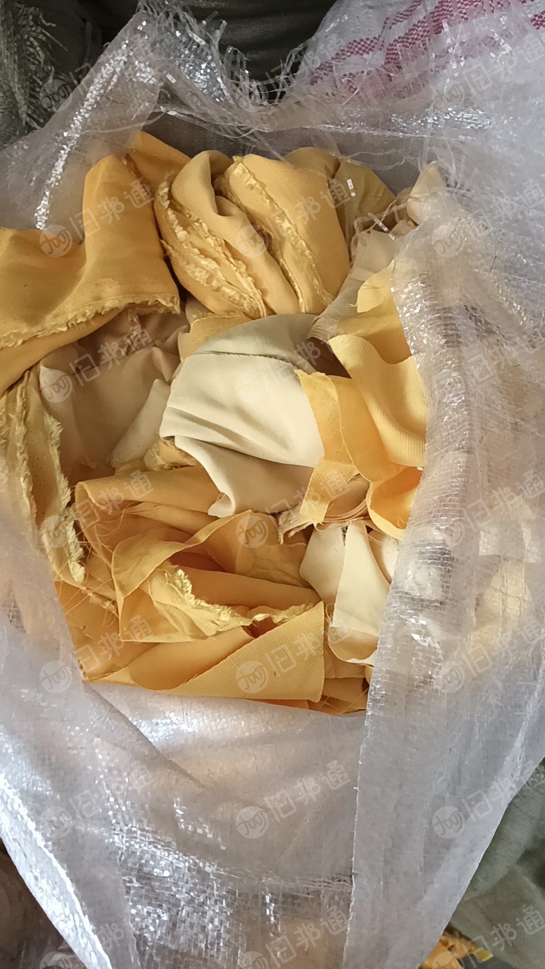 出售服装厂下脚料,有涤棉,纯棉,罗马布,牛筋棉等都是分类分好的,河南商丘