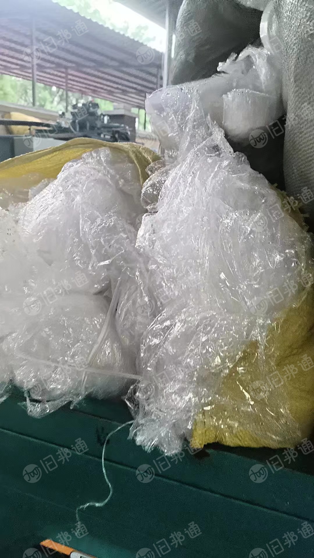 长期出售PE水洗缠绕膜,现货7吨多。干造和水洗的都有