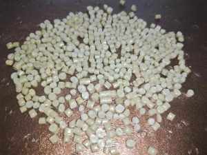 长期出售大棚膜颗粒， 吹膜，注塑，改性都可以，一个月产量三百吨左右