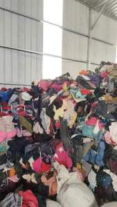 长期出售旧衣服黑料，黑料现货有几十吨，货在河北张家口