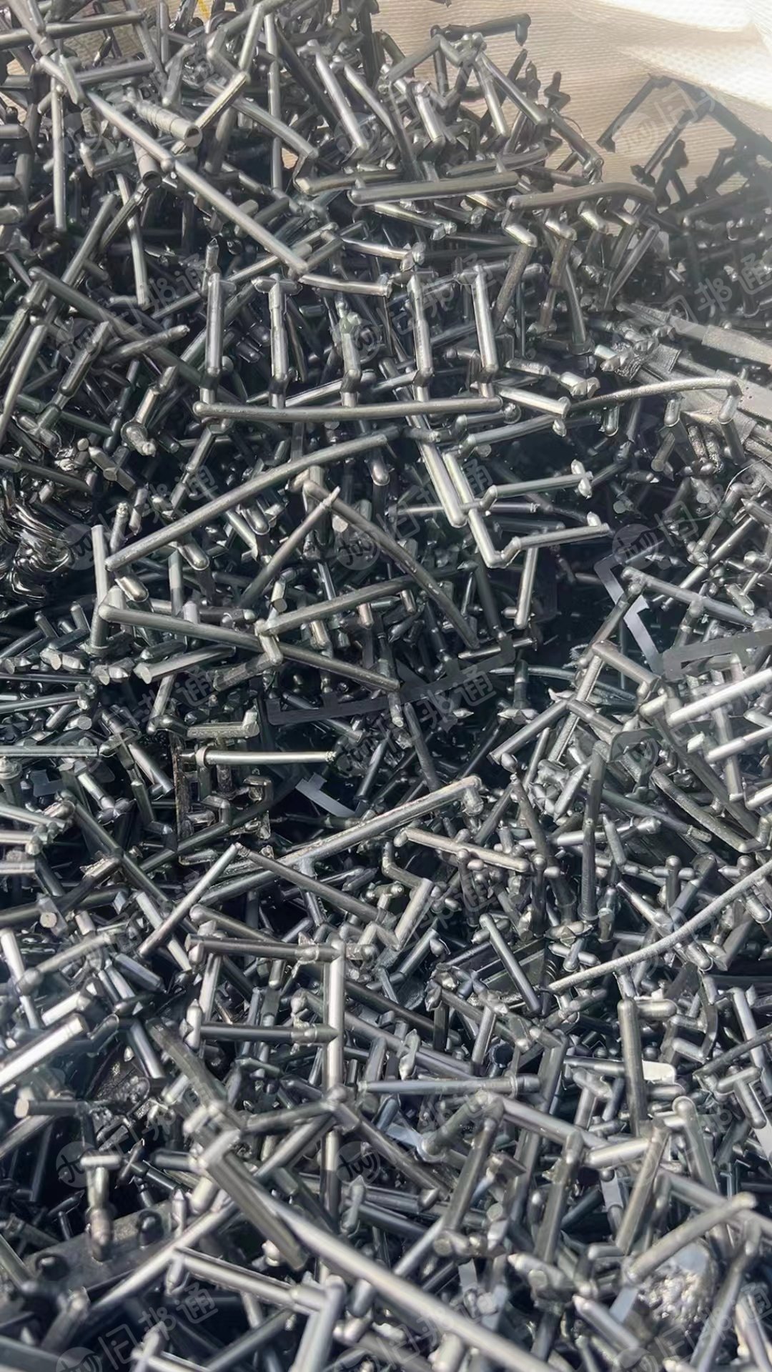 不限量求购PVC 水口料,高低压都收