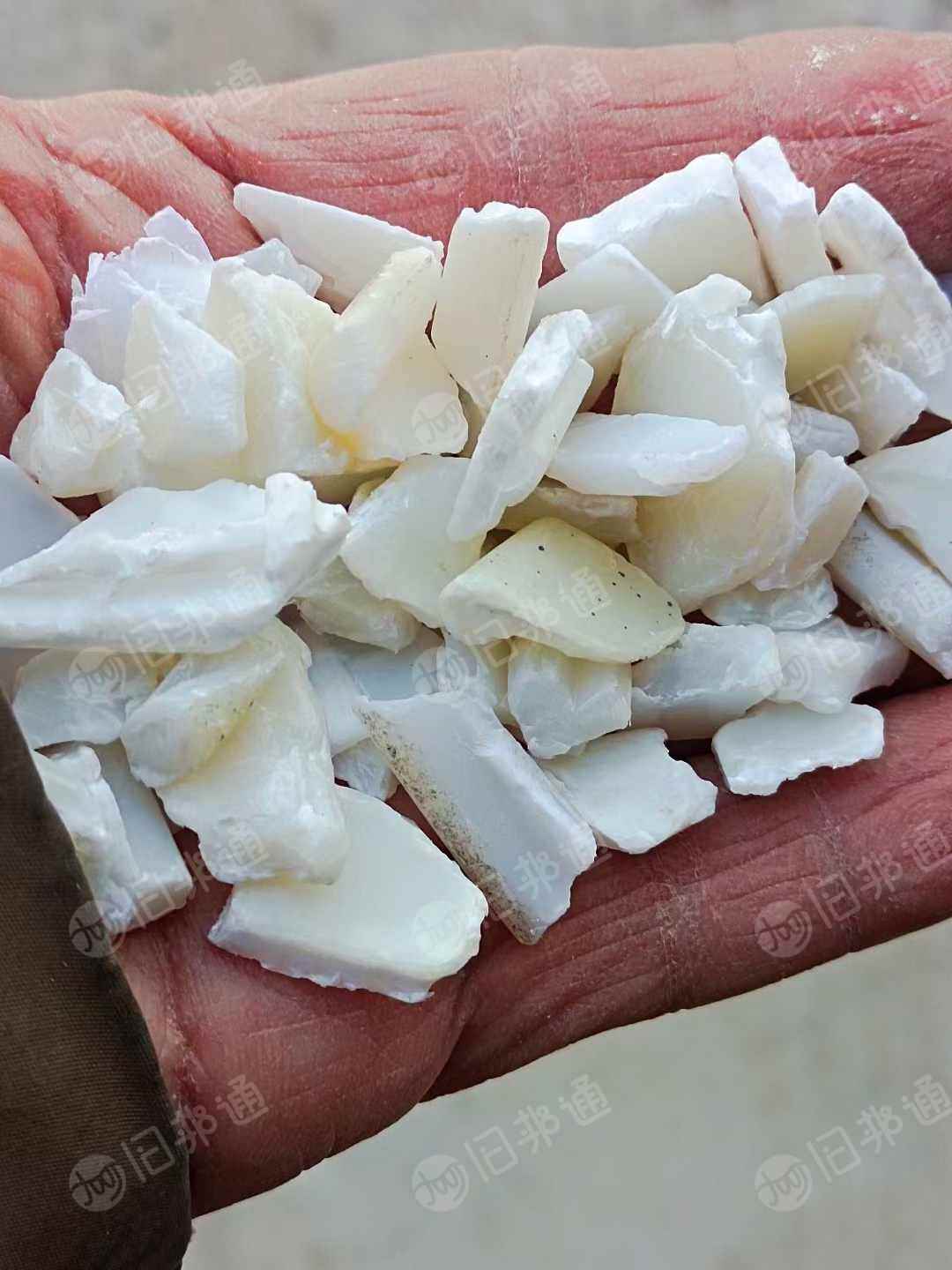常年购销夲白ps轴粉碎料,一级,二级,灰轴,黑轴粉碎料