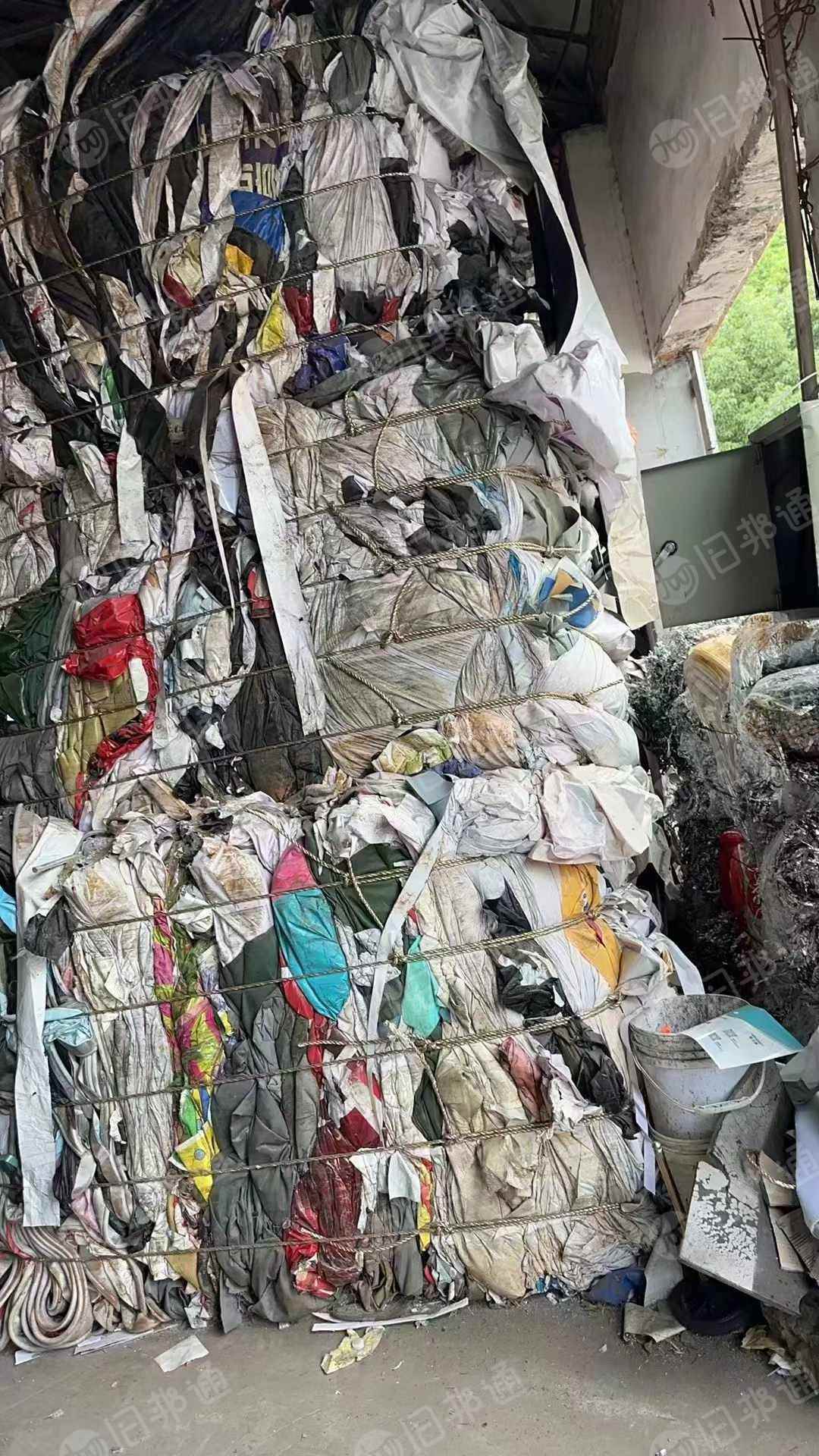 长期出售软质PVC广告布料,现货三十吨