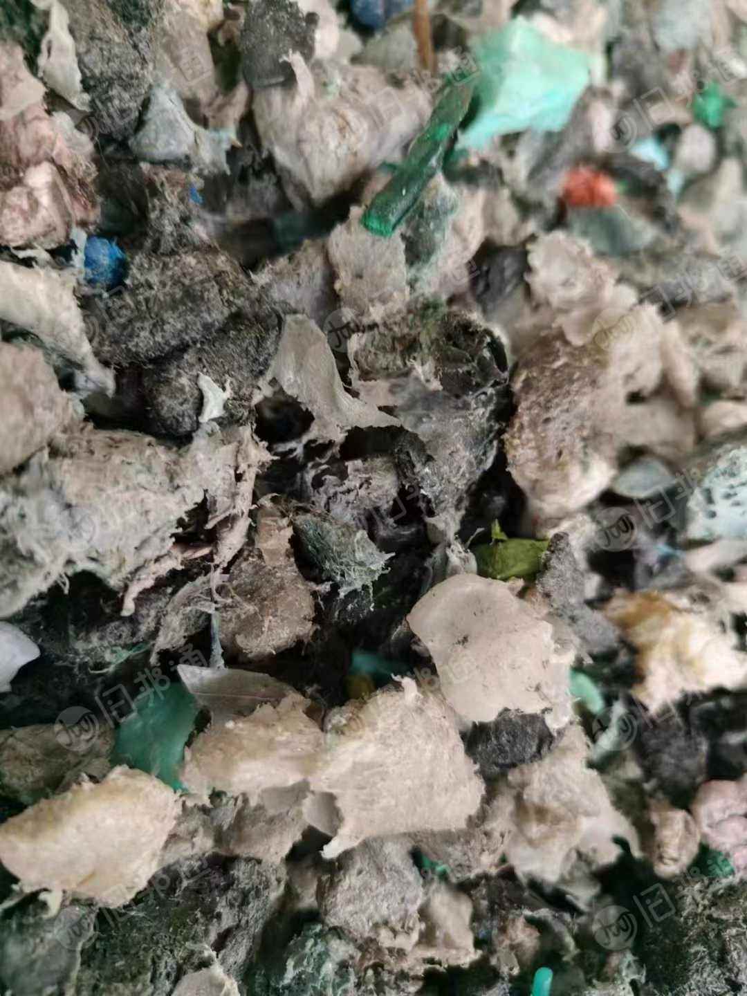 干粉高压机头料,比重轻可拨管增加拉伸,也可注塑用,现货几十吨,出售
