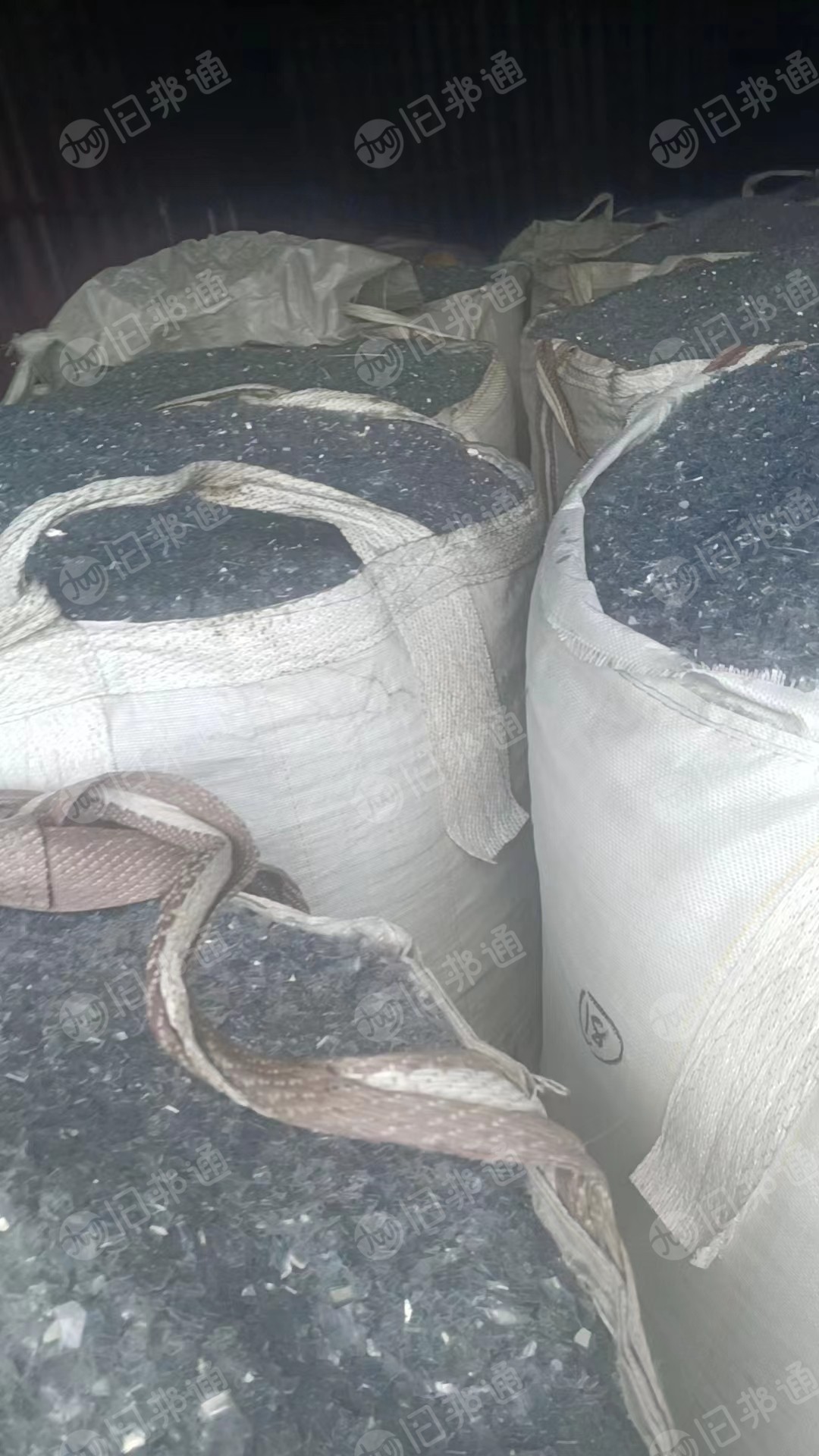 长期出售PET吸塑片破碎料,B级料