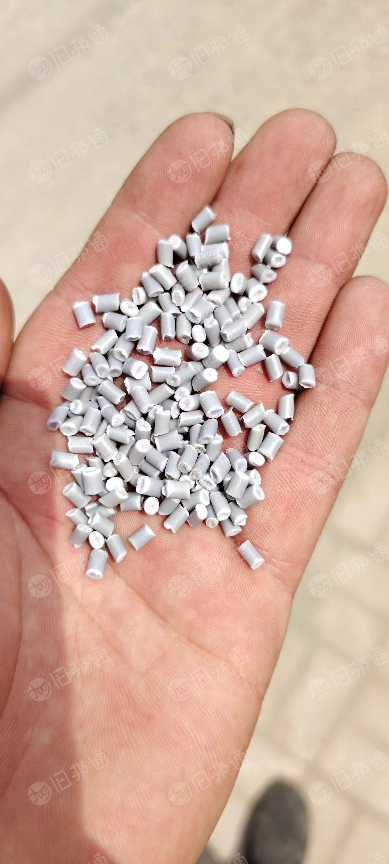 出售PP颗粒,现货5吨,是四层60目的,2层60,1层80也能做