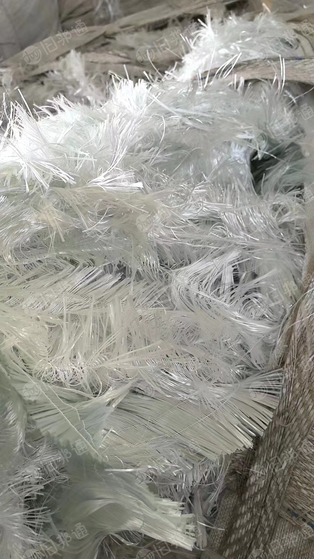 出售玻璃纤维无碱电子布边纱,处理硅烷型带棉线,现货有20吨,货在河北保定